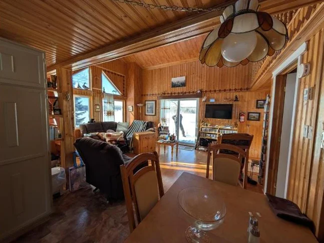 Chalet a LOUER ou a VENDRE thumbnail 6