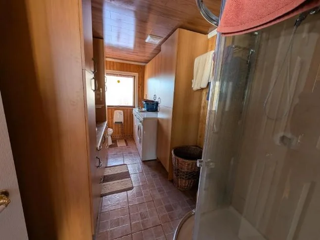 Chalet a LOUER ou a VENDRE thumbnail 8