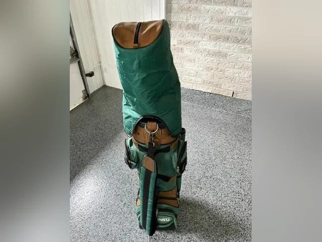 A vendre Bâtons de golf droitier + Sac Spalding thumbnail 7