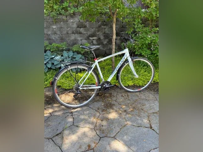 Vélo hybride