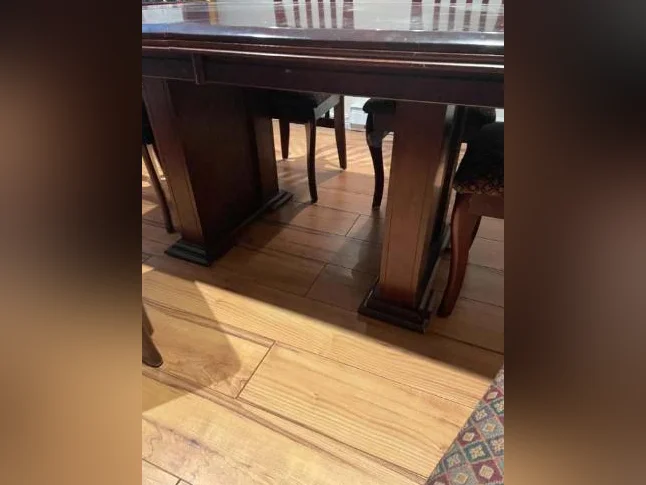 TABLE CUISINE, 1 PANNEAU ET 6 CHAISES thumbnail 4