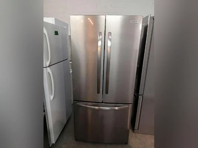 Réfrigérateur frigidaire #2013 + livraison