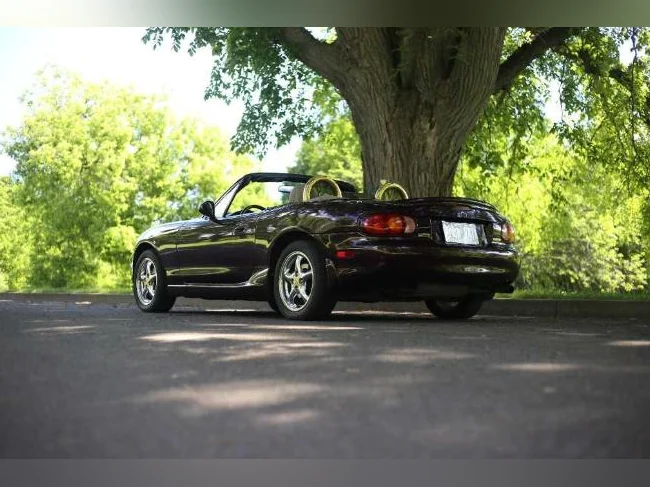 MAZDA Miata MX-5, édition Nardi Torino/an 2000, 104500 kms. thumbnail 6