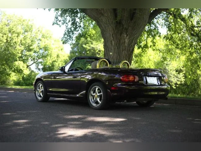 MAZDA Miata MX-5, édition Nardi Torino/an 2000, 104500 kms. thumbnail 2