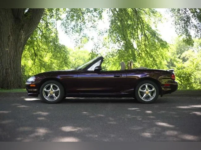 MAZDA Miata MX-5, édition Nardi Torino/an 2000, 104500 kms. thumbnail 4