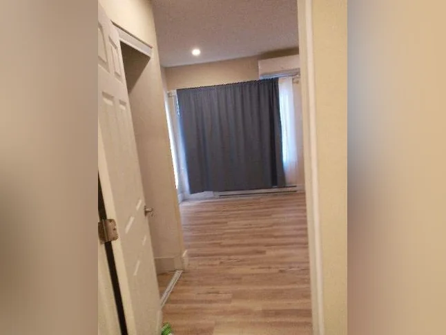 very nice and big 3.5 apartment for rent-APPLIANCES INCLUDED thumbnail 4