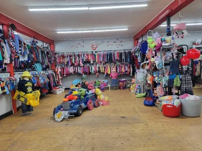 Vente de garage 80 Rang 6 St-Calixte J0K 1Z0 - 50 % rabais intérieur thumbnail 2