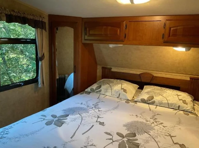 Caravane VUE sur le FLEUVE thumbnail 9