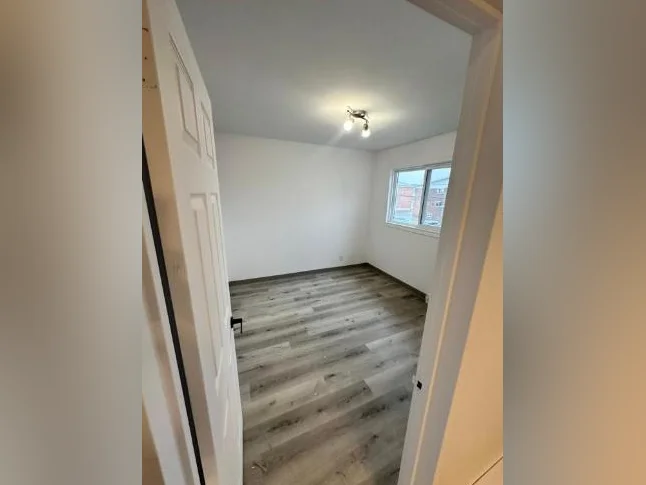 Logement 5 1/2 a louer thumbnail 6