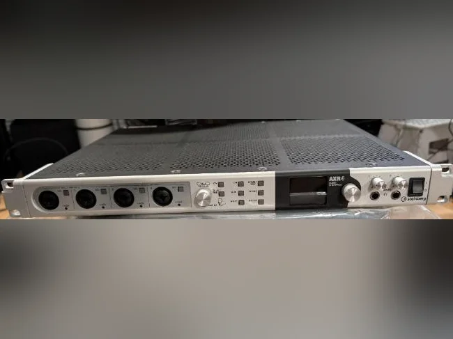 Steinberg Yamaha AXR4T Thunderbolt 2 audio interface