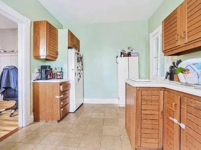 🏡 Grand 6 1/2 de 1600pi² à Verdun – 3 ou 4 chambres possibles – 1995$ – disponible le 1er juillet! thumbnail 4