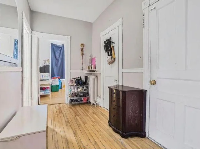 🏡 Grand 6 1/2 de 1600pi² à Verdun – 3 ou 4 chambres possibles – 1995$ – disponible le 1er juillet! thumbnail 3