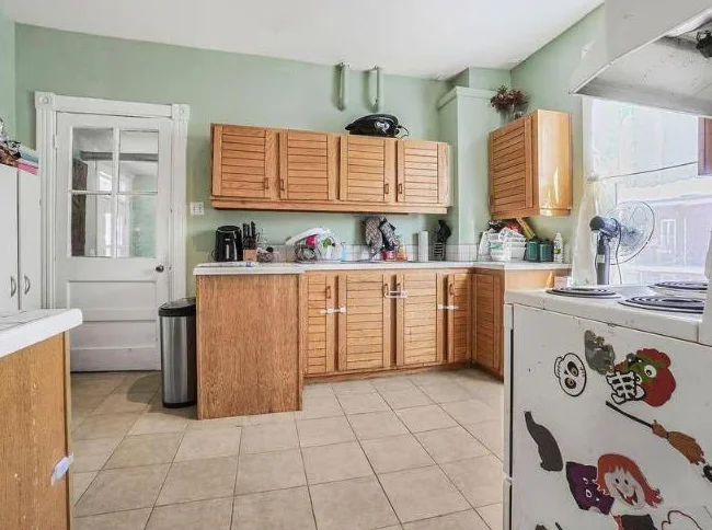 🏡 Grand 6 1/2 de 1600pi² à Verdun – 3 ou 4 chambres possibles – 1995$ – disponible le 1er juillet! thumbnail 5