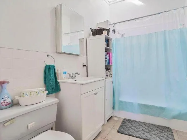 🏡 Grand 6 1/2 de 1600pi² à Verdun – 3 ou 4 chambres possibles – 1995$ – disponible le 1er juillet! thumbnail 9