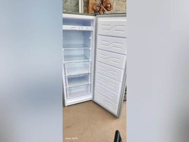 Congélateur Et où frigidaire thumbnail 3