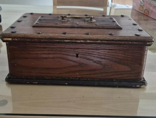 Coffre en bois Vantage