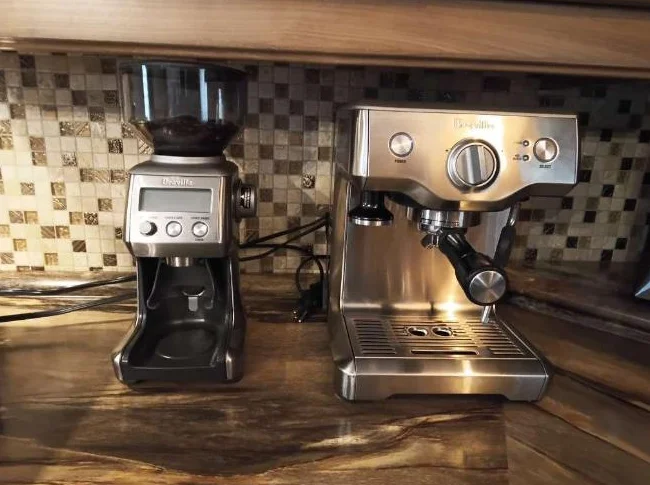 Cafetière expresso et moulin à café Breville thumbnail 5