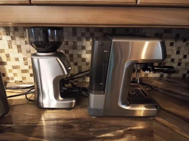 Cafetière expresso et moulin à café Breville thumbnail 2