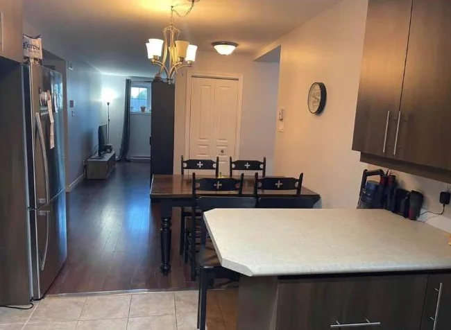 Disponible 1er Juillet - 4 1/2 Appartement de 2 chambres et 1 salle de bain - La Haute-Saint-Charles thumbnail 5