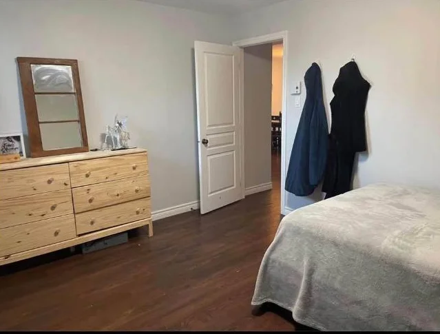 Disponible 1er Juillet - 4 1/2 Appartement de 2 chambres et 1 salle de bain - La Haute-Saint-Charles thumbnail 3