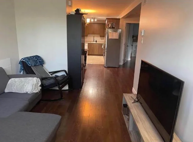 Disponible 1er Juillet - 4 1/2 Appartement de 2 chambres et 1 salle de bain - La Haute-Saint-Charles thumbnail 6