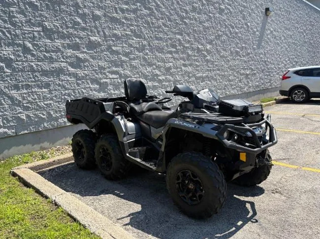 VTT CanAm BRP 6 x 6 thumbnail 2