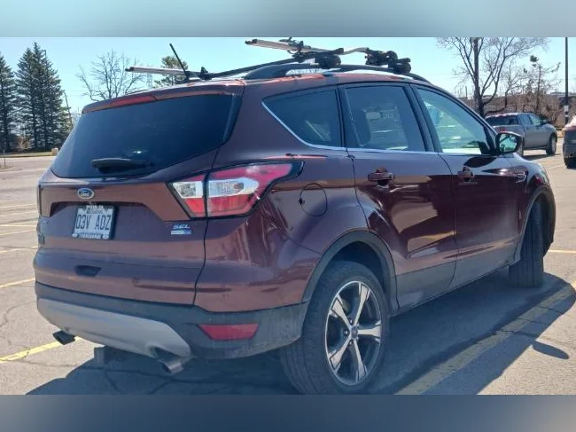 Ford Escape 2018, bonne condition thumbnail 3