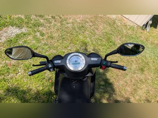 2018 VMoto scooter electric emax 100l - 4000w - 72volts thumbnail 3