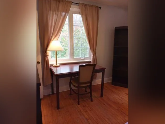 1er aout 2026 : chambre en colocation avec salle de bain privée thumbnail 2