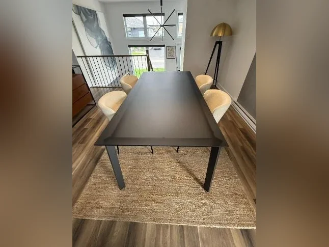 Table de salle à manger - MUST