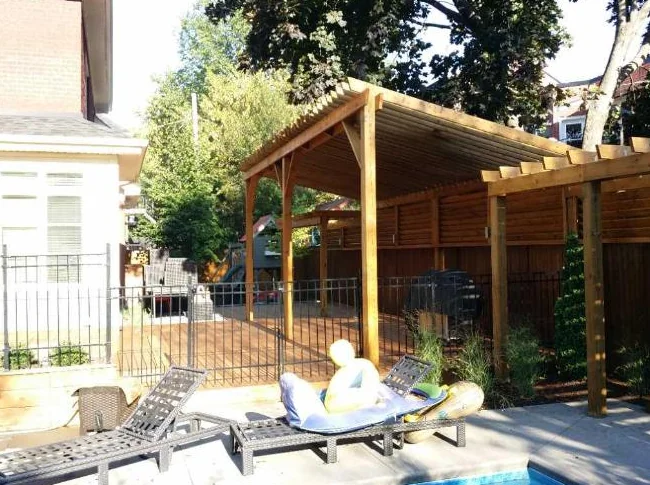 Patio, Clôture, Balcon: sabler, teindre, réparer.. thumbnail 6