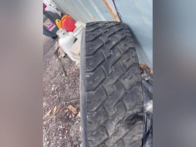 1 pneu Goodyear G622 RSD thumbnail 2