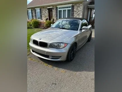 2009 BMW convertible Series 128i thumbnail 2