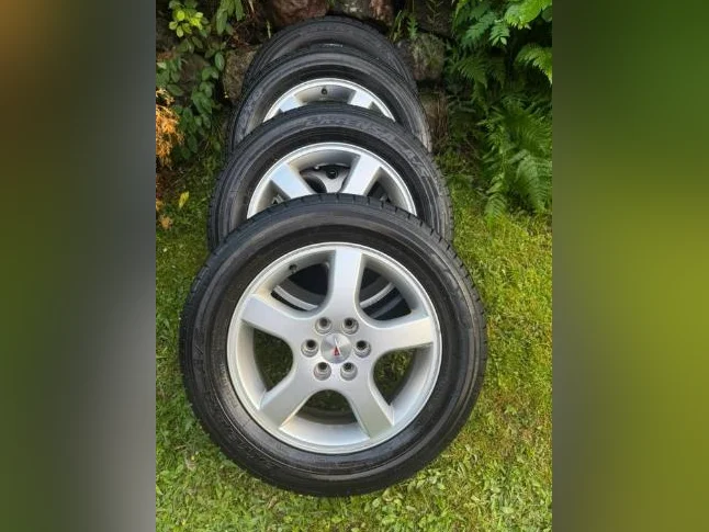 Pneu Neuf ou presque TOYO P225-60-R17 sur des Rims thumbnail 5