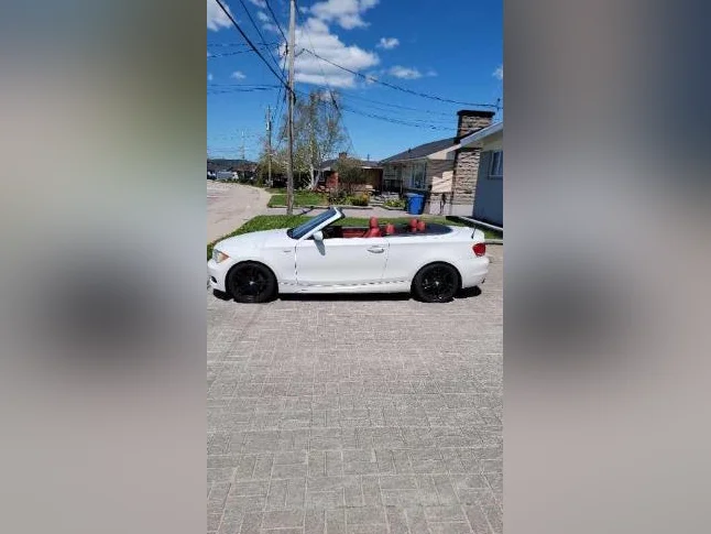 BMW 135 i convertible thumbnail 4