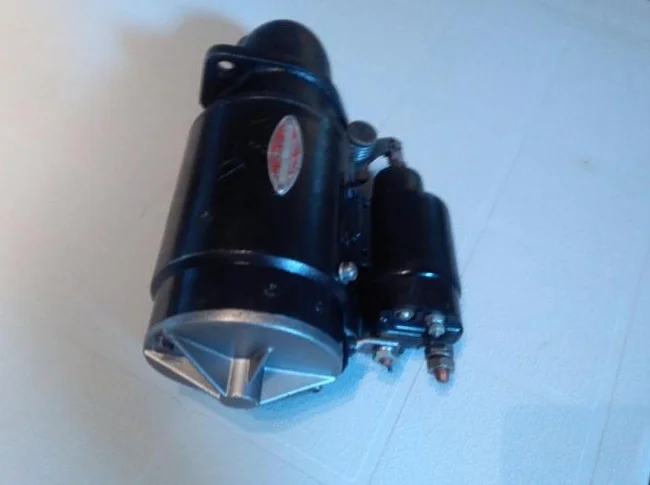 Démarreur d`auto ancienne thumbnail 2