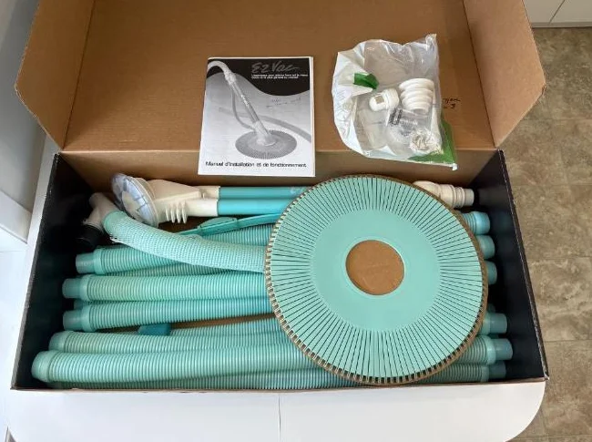 Aspirateur E-Z VAC pour piscine hors sol,100$. Excellent résultat de nettoyage. thumbnail 3