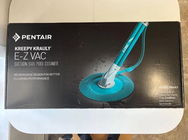 Aspirateur E-Z VAC pour piscine hors sol,100$. Excellent résultat de nettoyage.