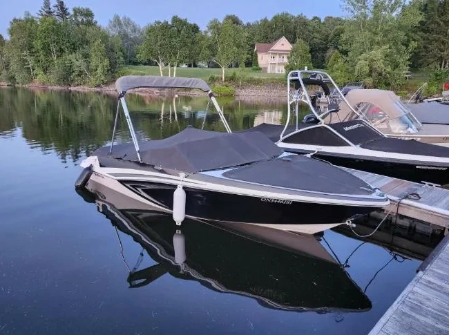2016 bateau Glastron GT185 thumbnail 2