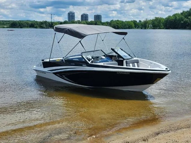 2016 bateau Glastron GT185