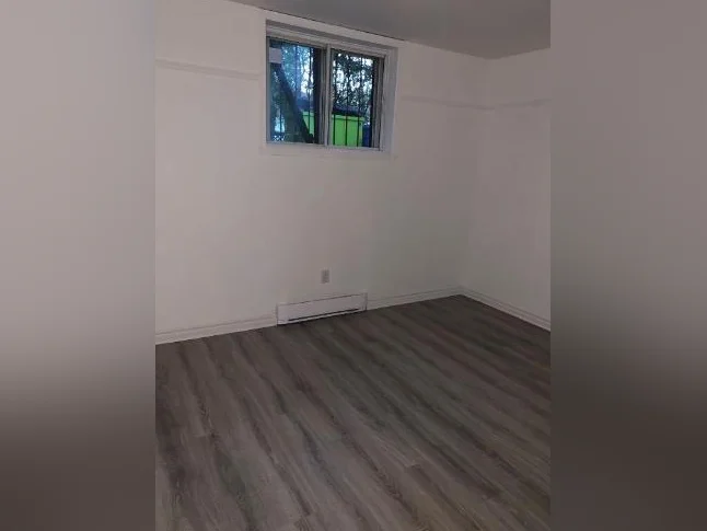 Appartement à louer à St-Hubert 4 et demie thumbnail 2