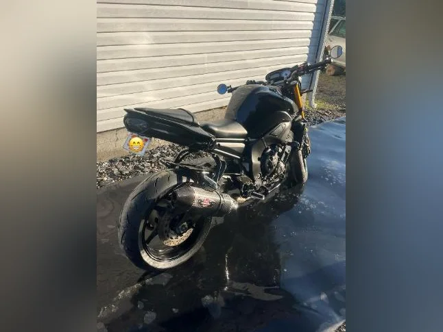 Yamaha Fz8 thumbnail 4