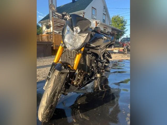 Yamaha Fz8