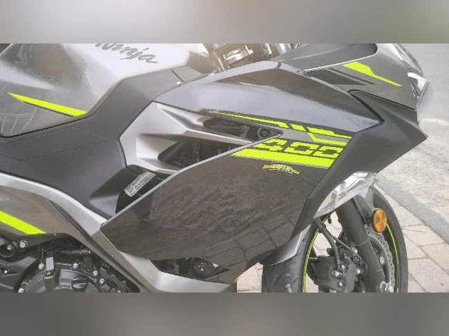 Ninja 400 ABS 2021 thumbnail 5