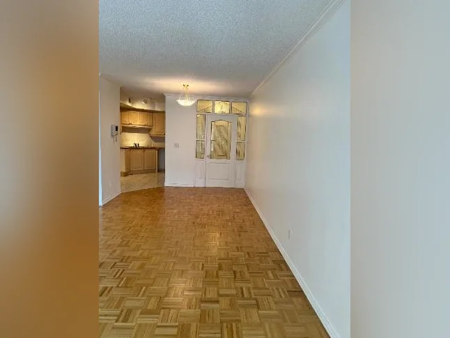 Condo 3 1/2 à louer thumbnail 2