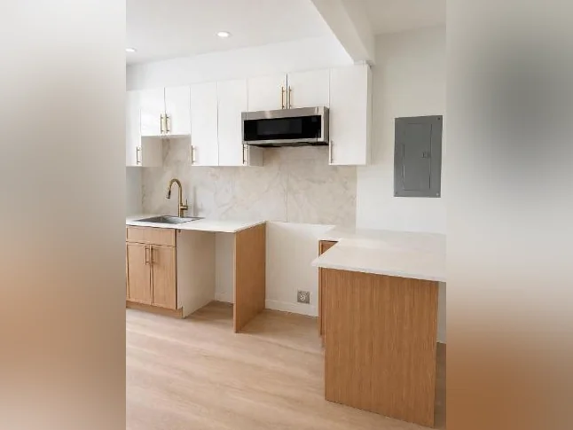 Beau 4 1/2 remis à neuf - Quartier MHM