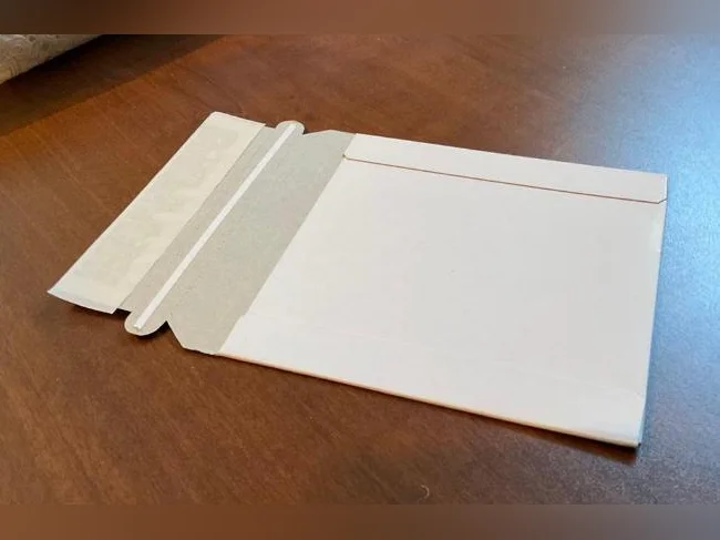 250 enveloppes d’expéditions CD / DVD en carton (NEUVES) thumbnail 4