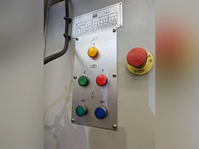 Fraiseuse Kiheung Machinery thumbnail 2