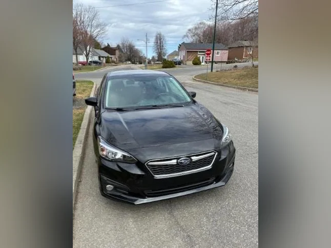 Subaru Impreza 2017 traction intégrale sur mags (roues pour l'hiver disponibles) thumbnail 3