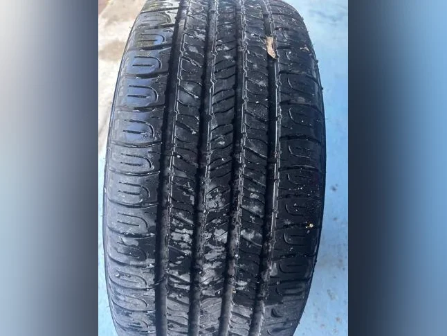 4 Pneus avec 4 Mag 205/50 R17 thumbnail 5